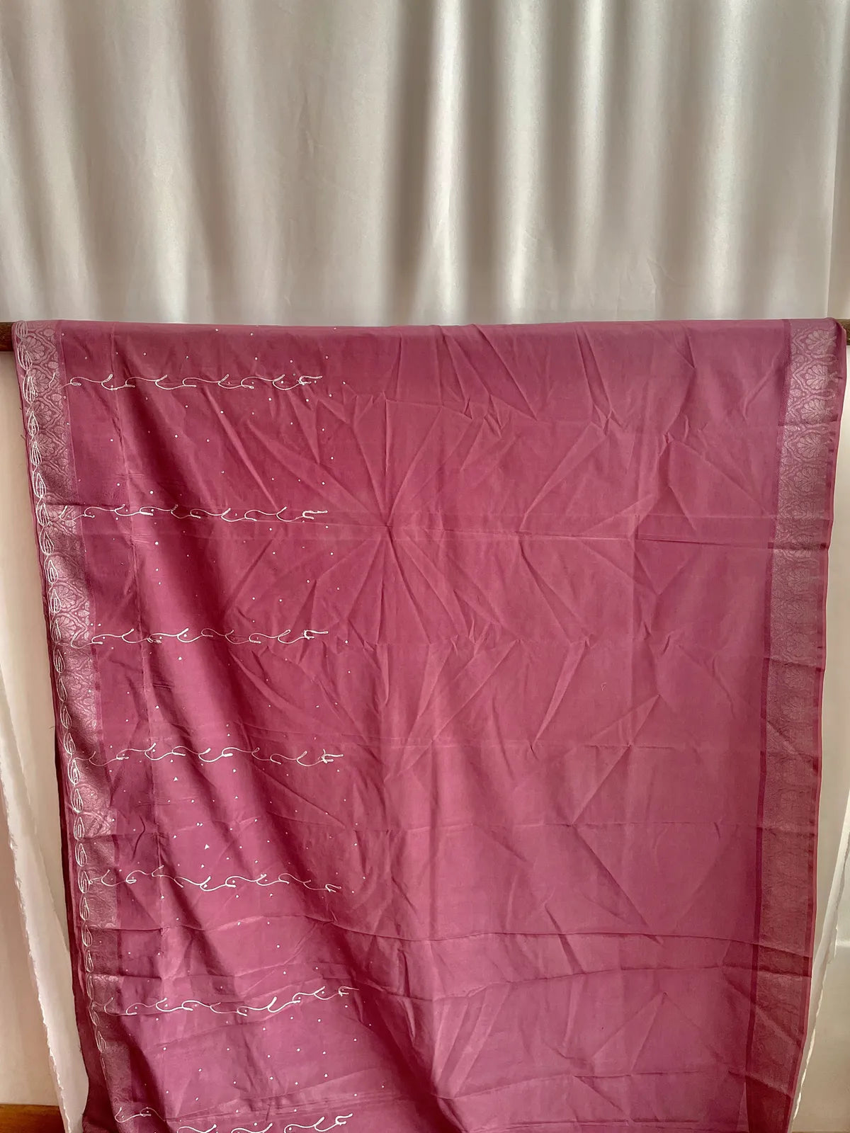Tela de Sari Indio Vintage Bordada Seda Rosado