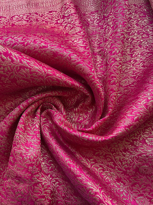 ! Brocado De Sari Vintage Fucsia