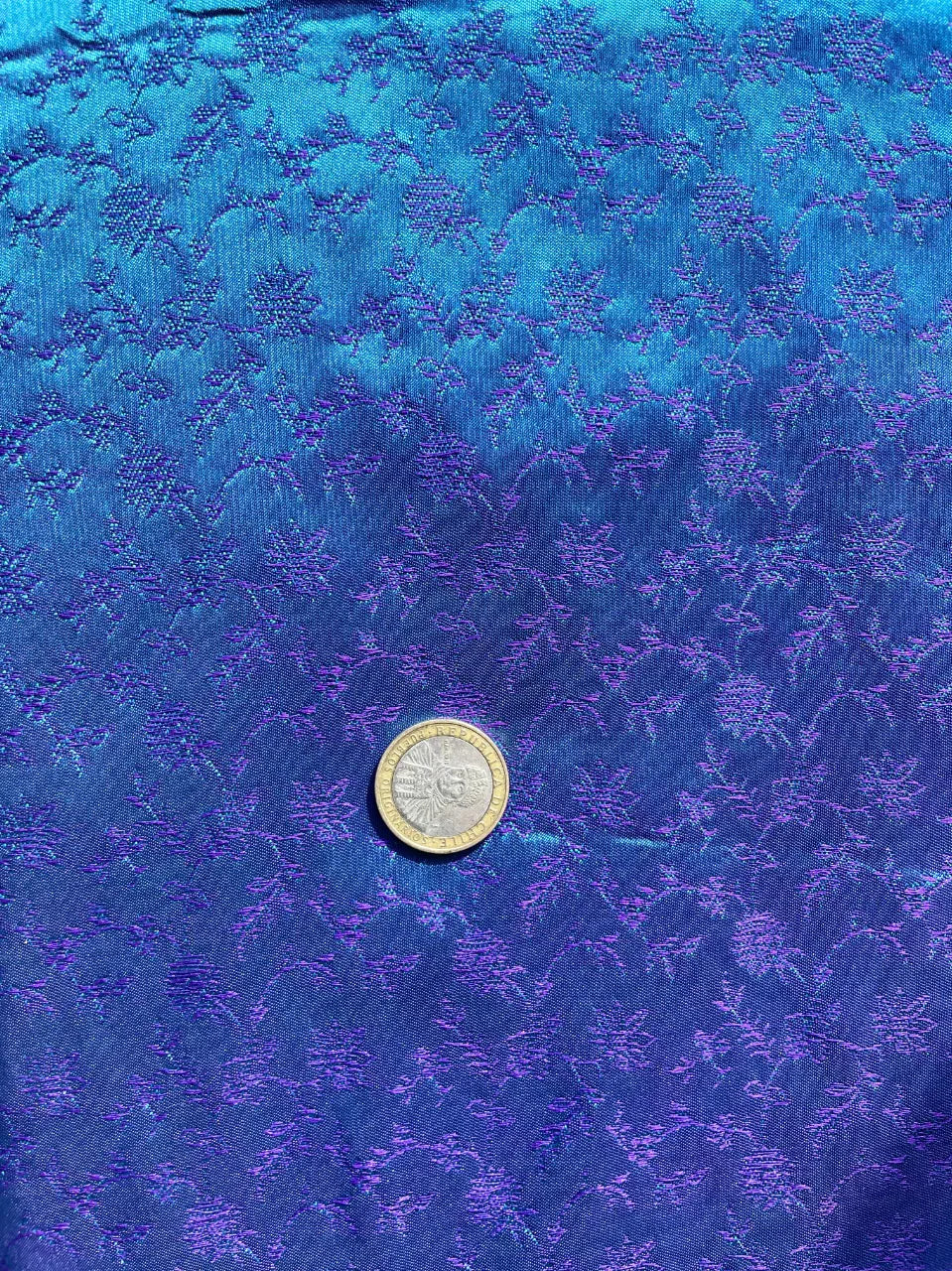 / Tela De Seda Jacquard Azul Tornasol